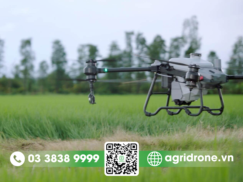 Máy bay xịt thuốc trừ sâu DJI Agras T40