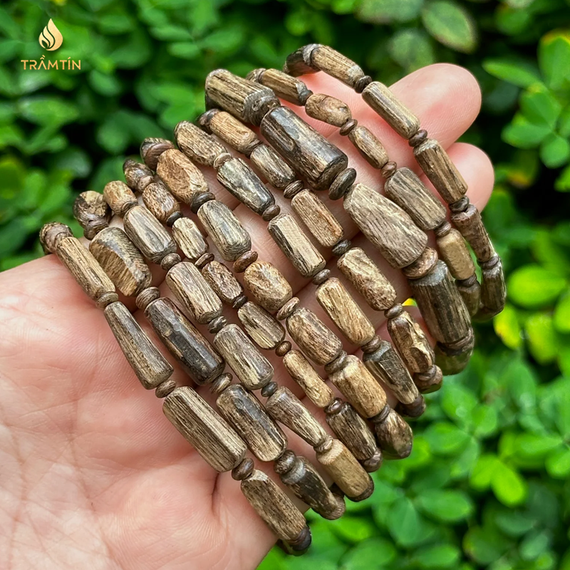 Trầm Tín tư vấn vòng tay Trầm hương chìm là gì 8 Vòng trầm hương chìm