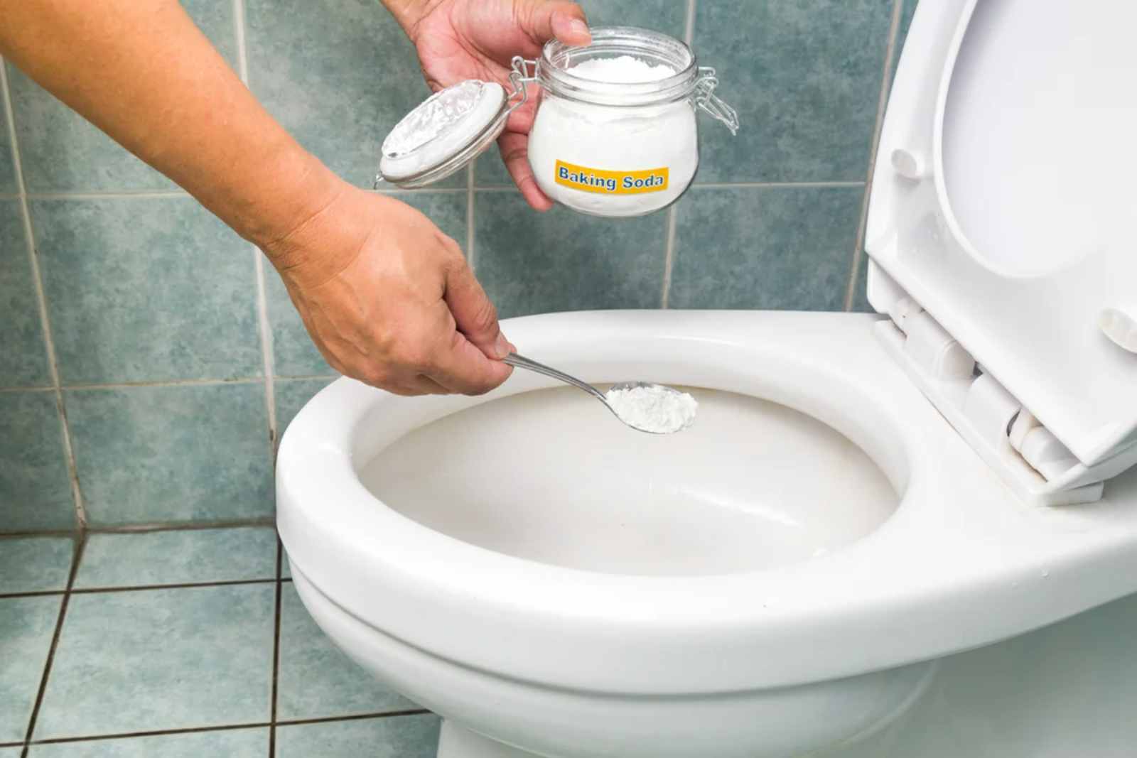Hướng dẫn thông cống bằng baking soda